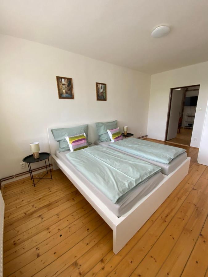 Apartmany U Viaduktu 46 Usti nad Labem Luaran gambar