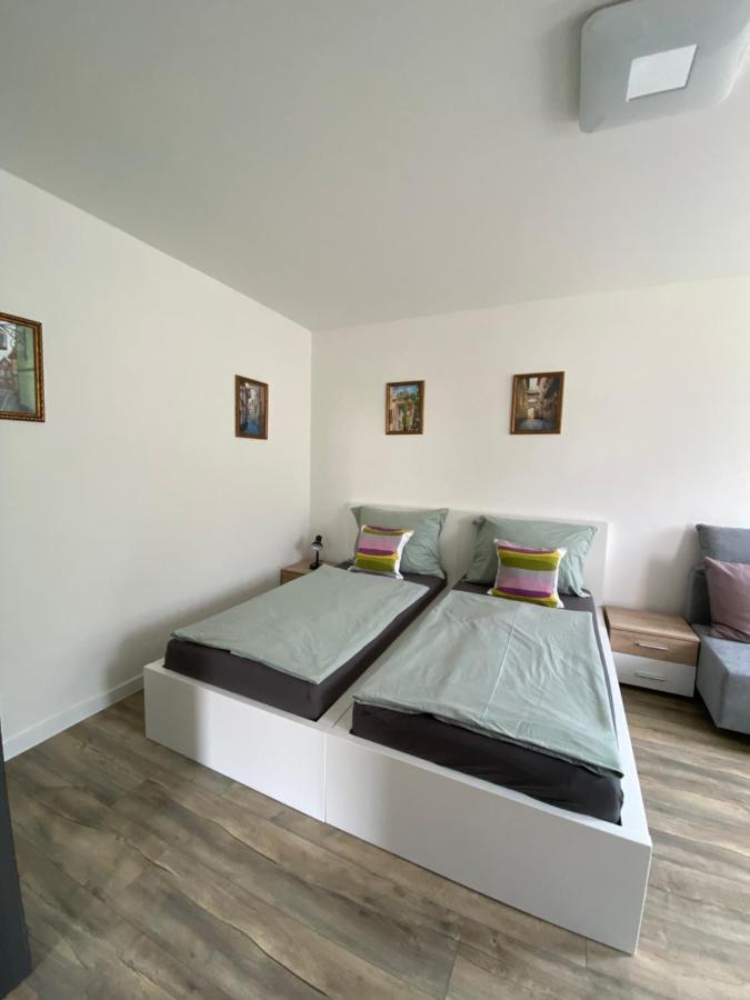 Apartmany U Viaduktu 46 Usti nad Labem Luaran gambar
