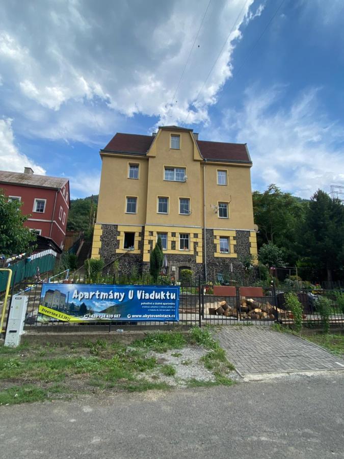 Apartmany U Viaduktu 46 Usti nad Labem Luaran gambar